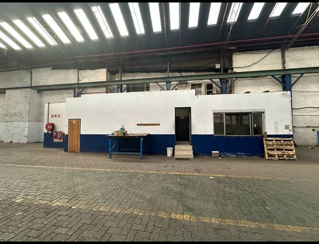 14,150M² WAREHOUSE TO LET IN TUNNEY